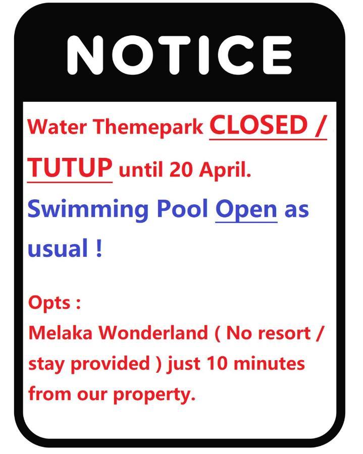 B - Lagoon Water Themepark Suite Melaka Town Exteriör bild